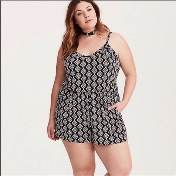 Torrid Pants - Torrid shorts romper with spaghetti straps